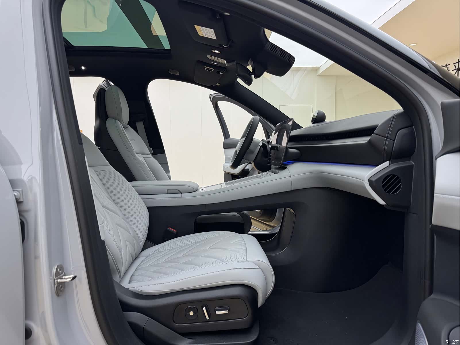 NIO ES6, 2025 18
