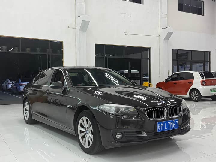 BMW 5 Series 2014 520Li dian ya xing