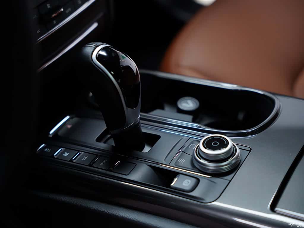 Maserati Ghibli, 2019 33
