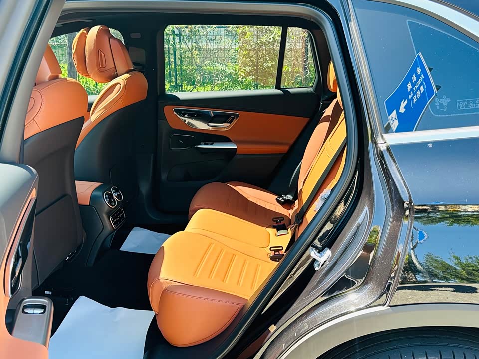 Mercedes-Benz GLC Mercedes-Benz GLC
