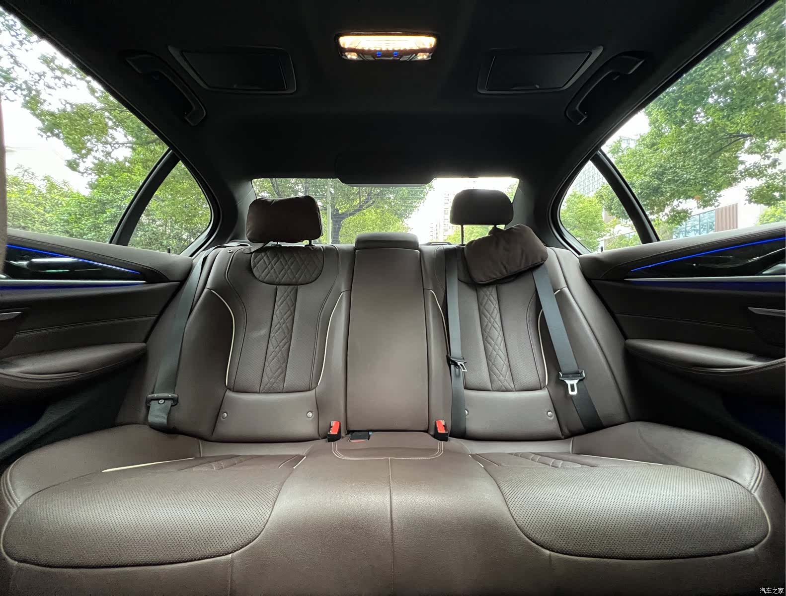 BMW 5 Series, 2024 10