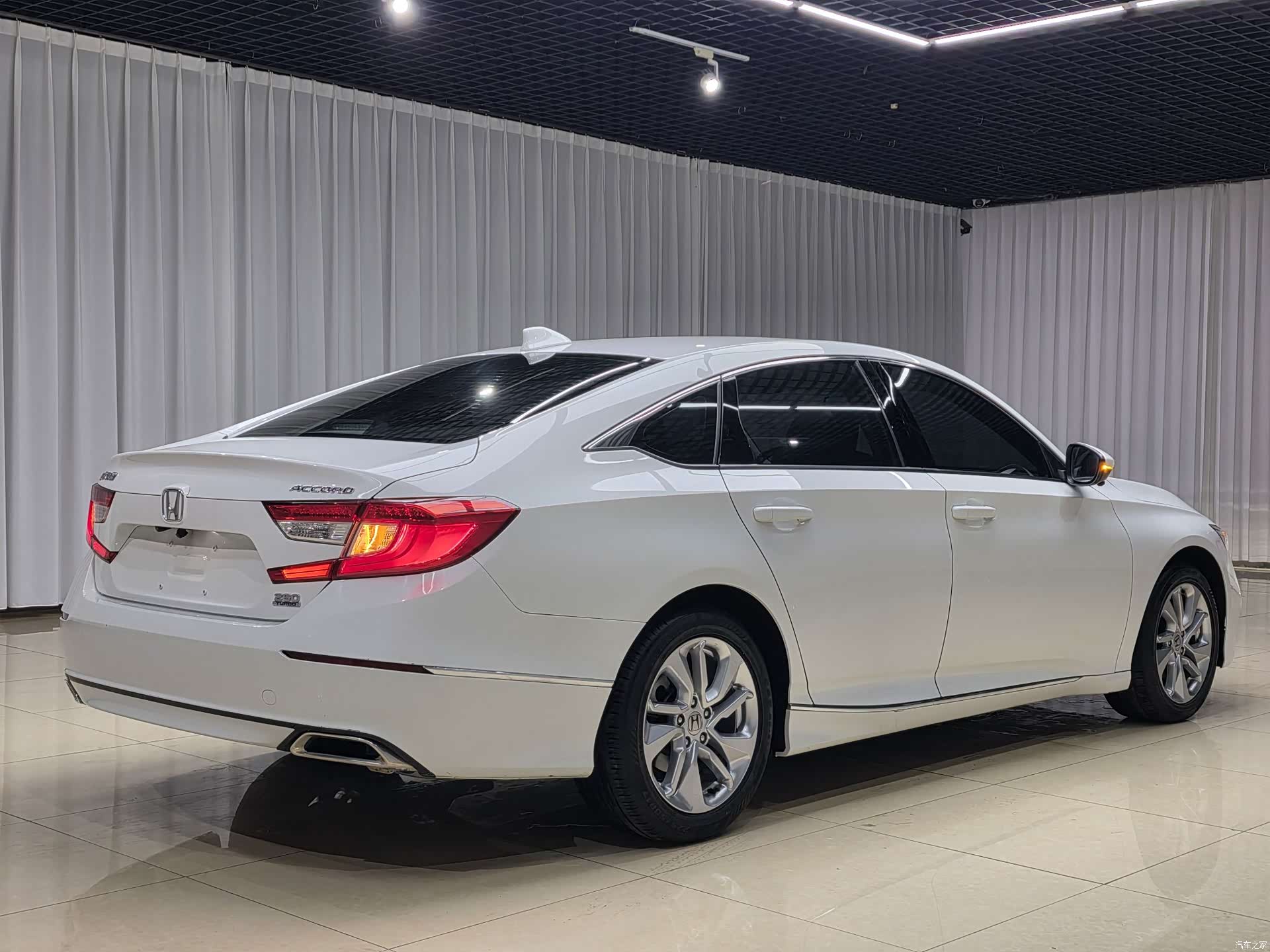 Honda Accord, 2020 все фото