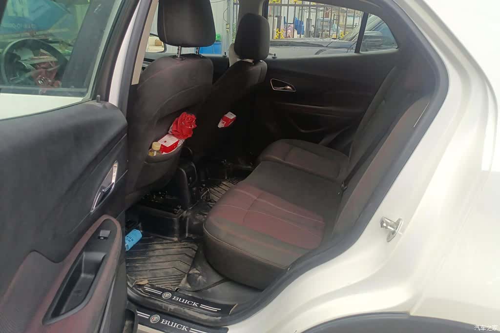Buick Encore, 2015 11