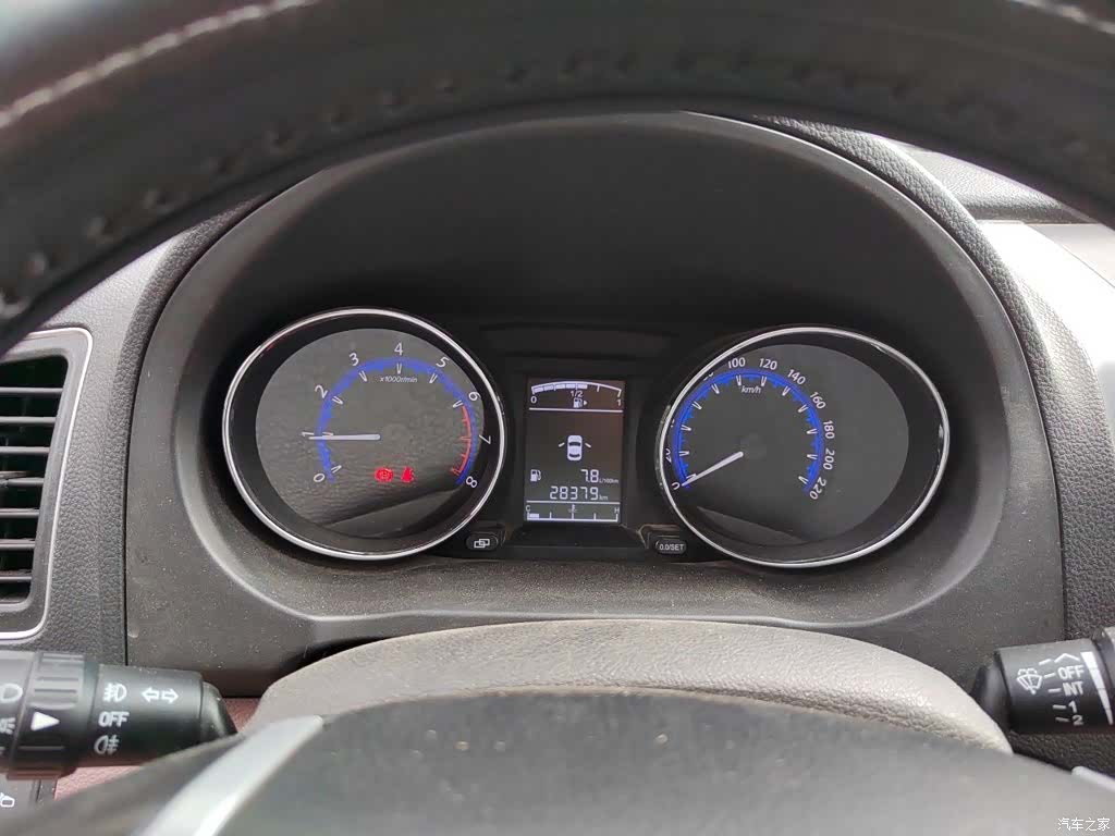 DongFeng SX6, 2016 12