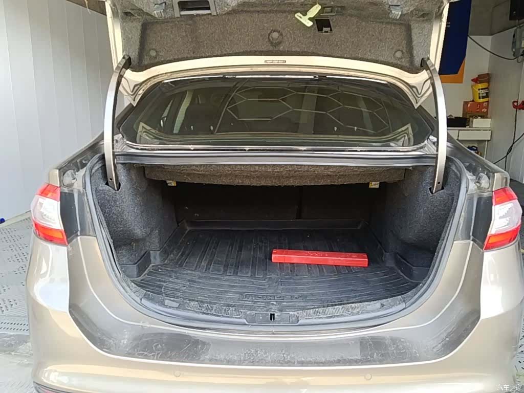 Ford Mondeo, 2016 19