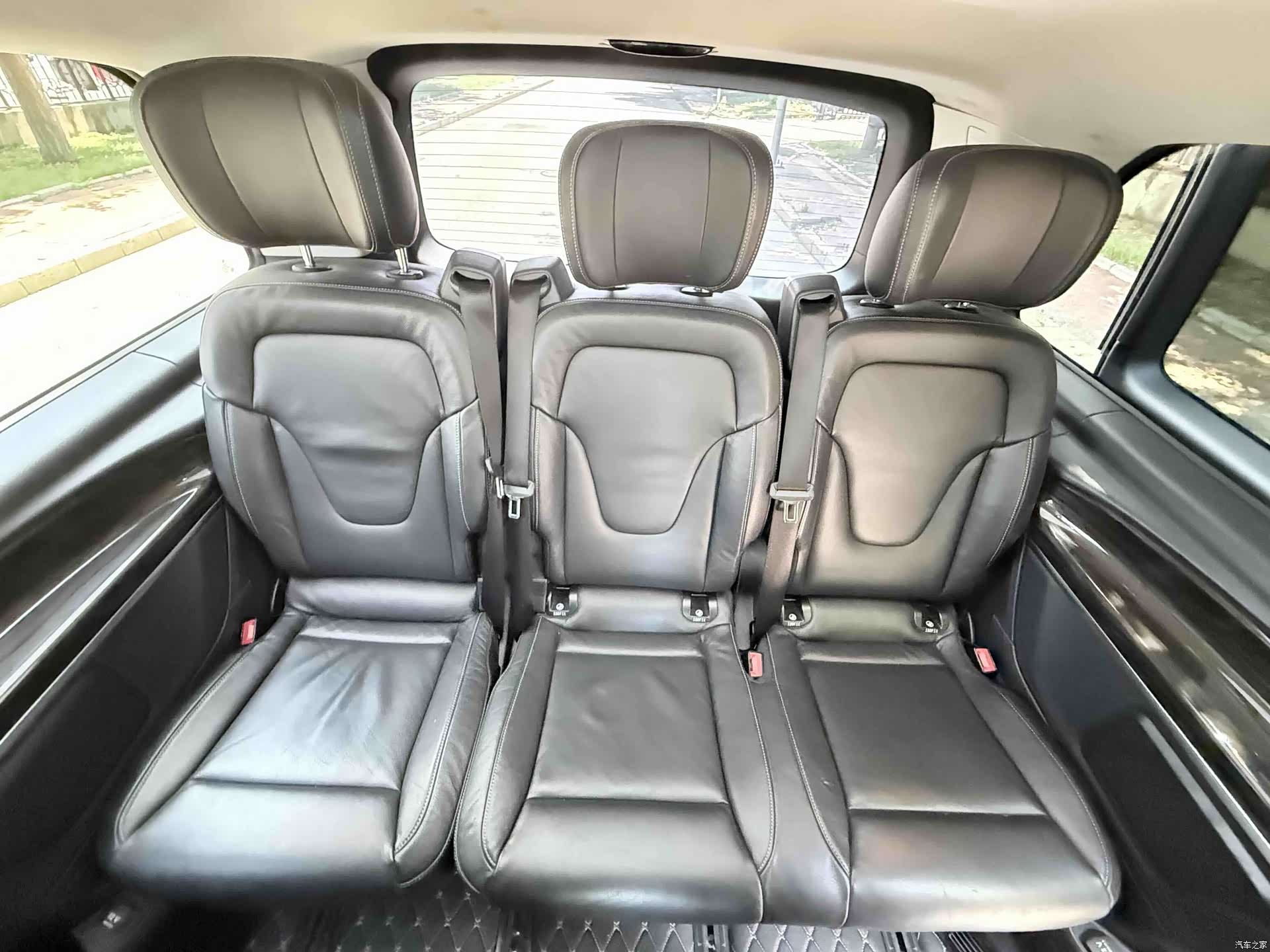 Mercedes-Benz V-Class, 2018 11