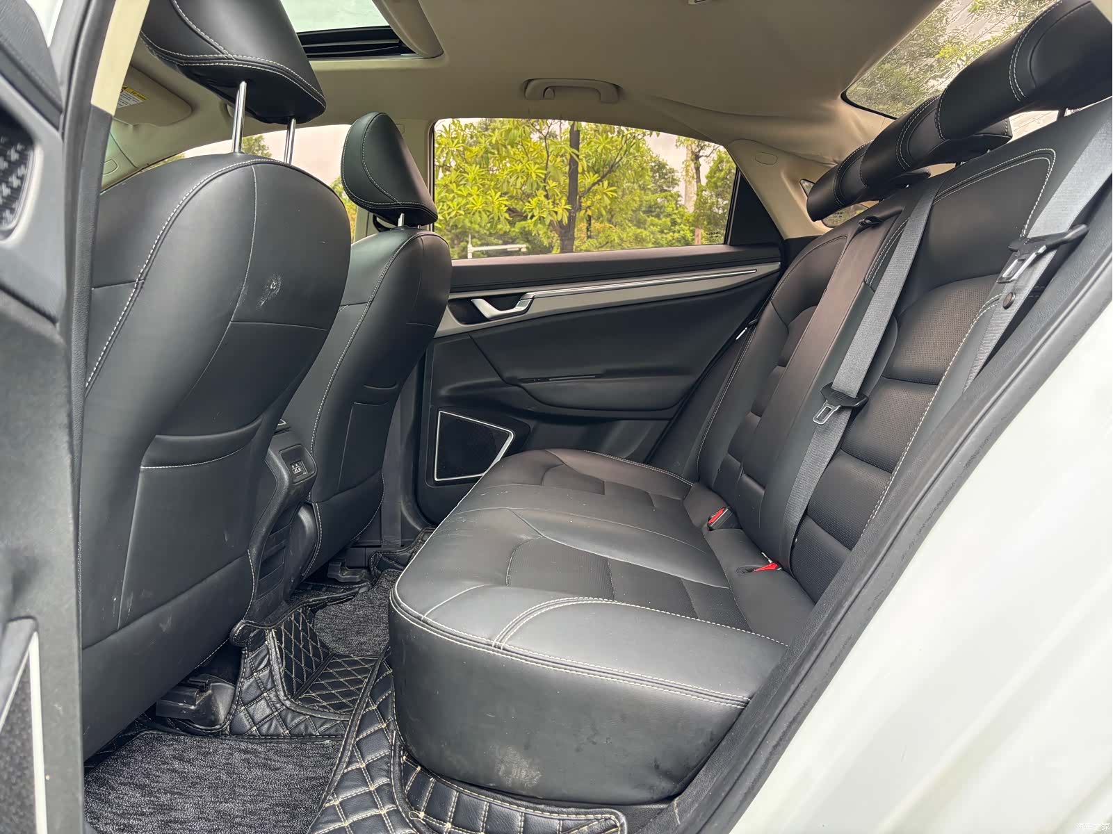 Geely Emgrand, 2019 12