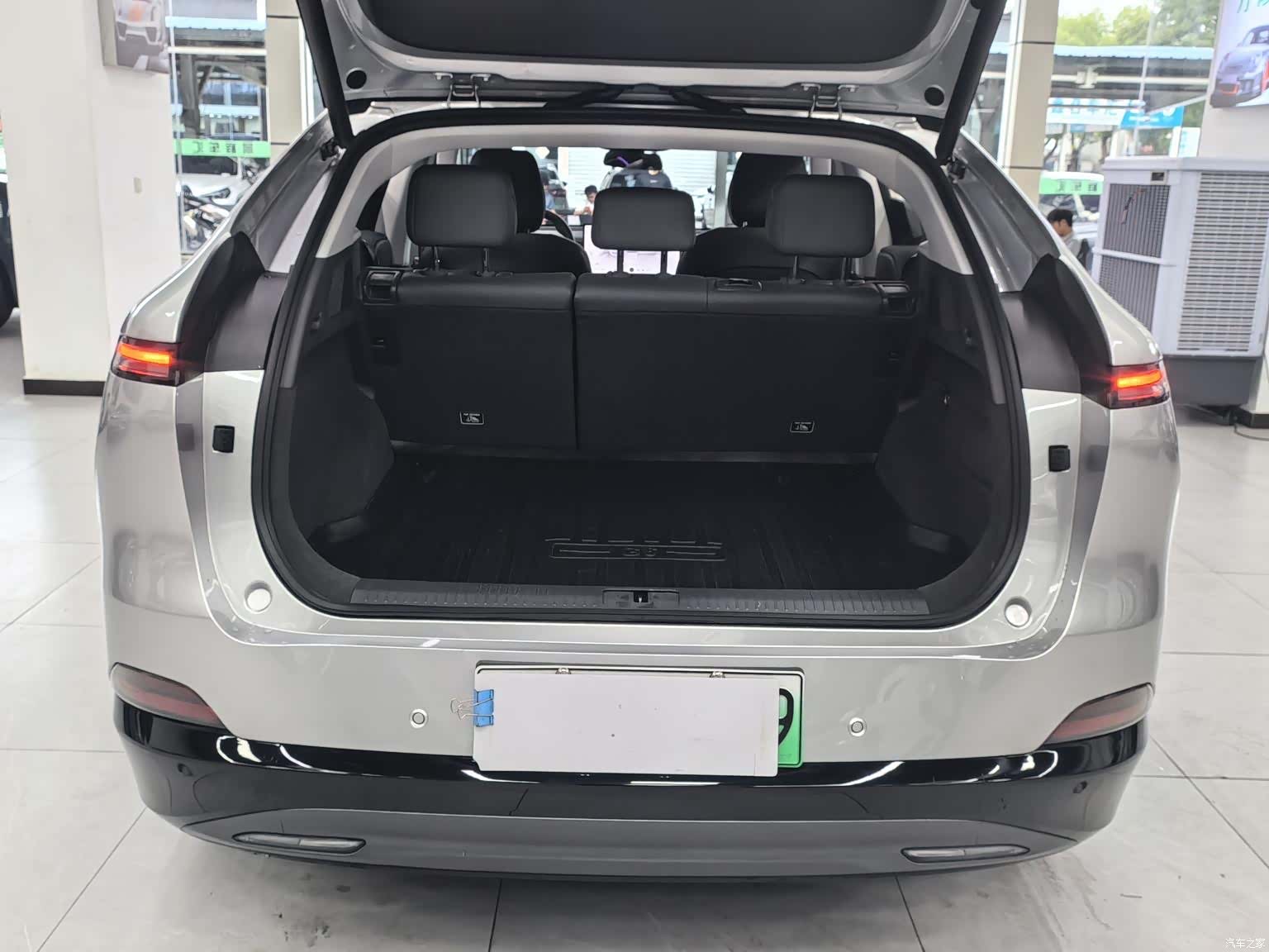 Xpeng G6, 2025 12