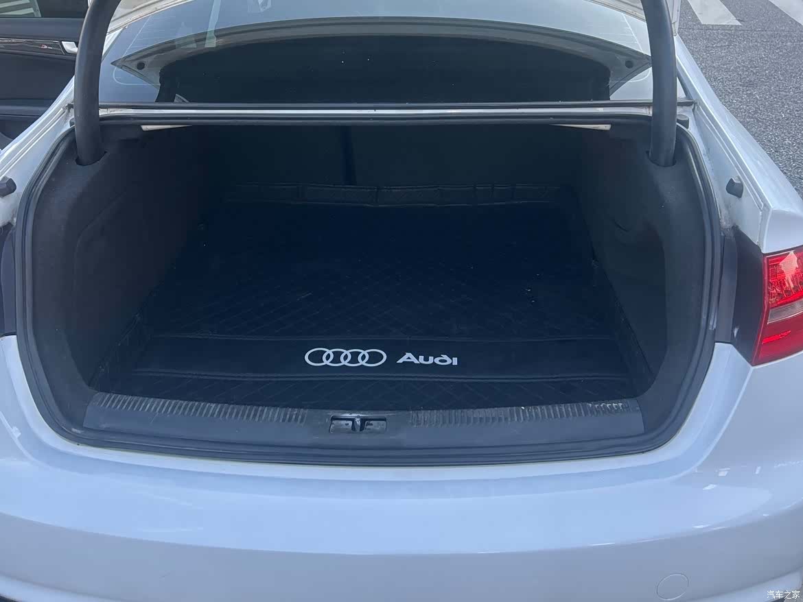 Audi A4L, 2013 10