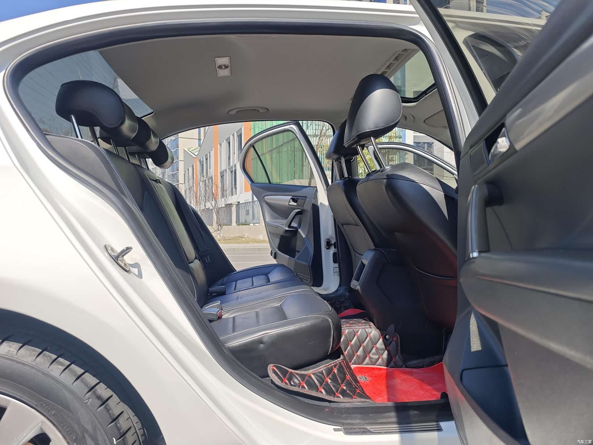 Volkswagen Lavida, 2013 15