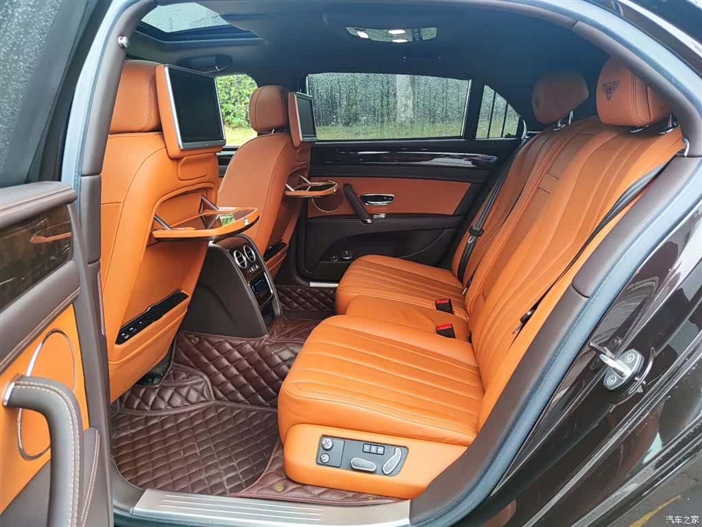 Bentley Flying Spur, 2014 11