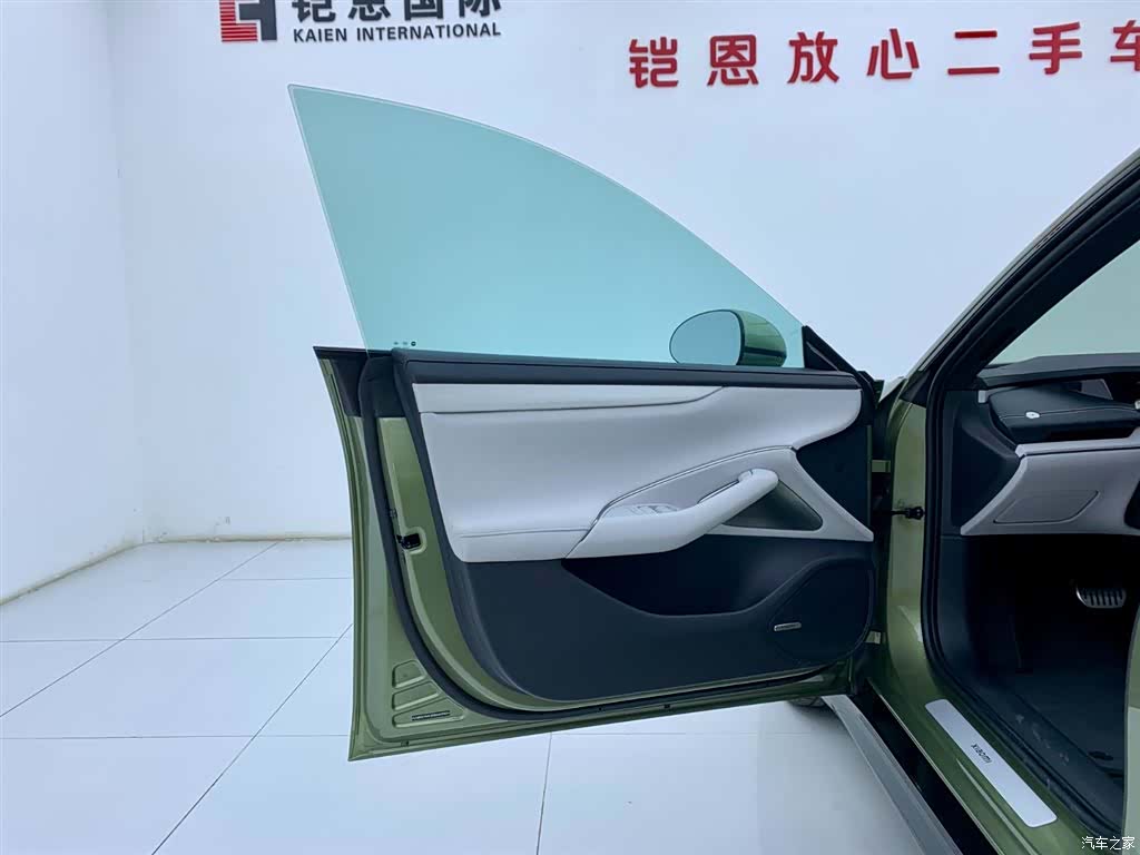 Xiaomi SU7, 2024 32