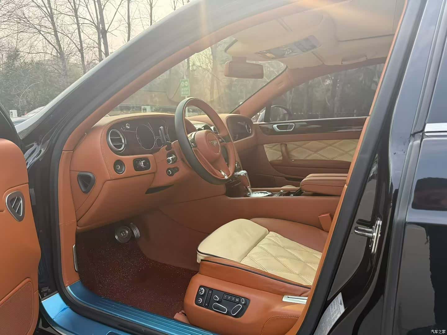 Bentley Flying Spur, 2011 4