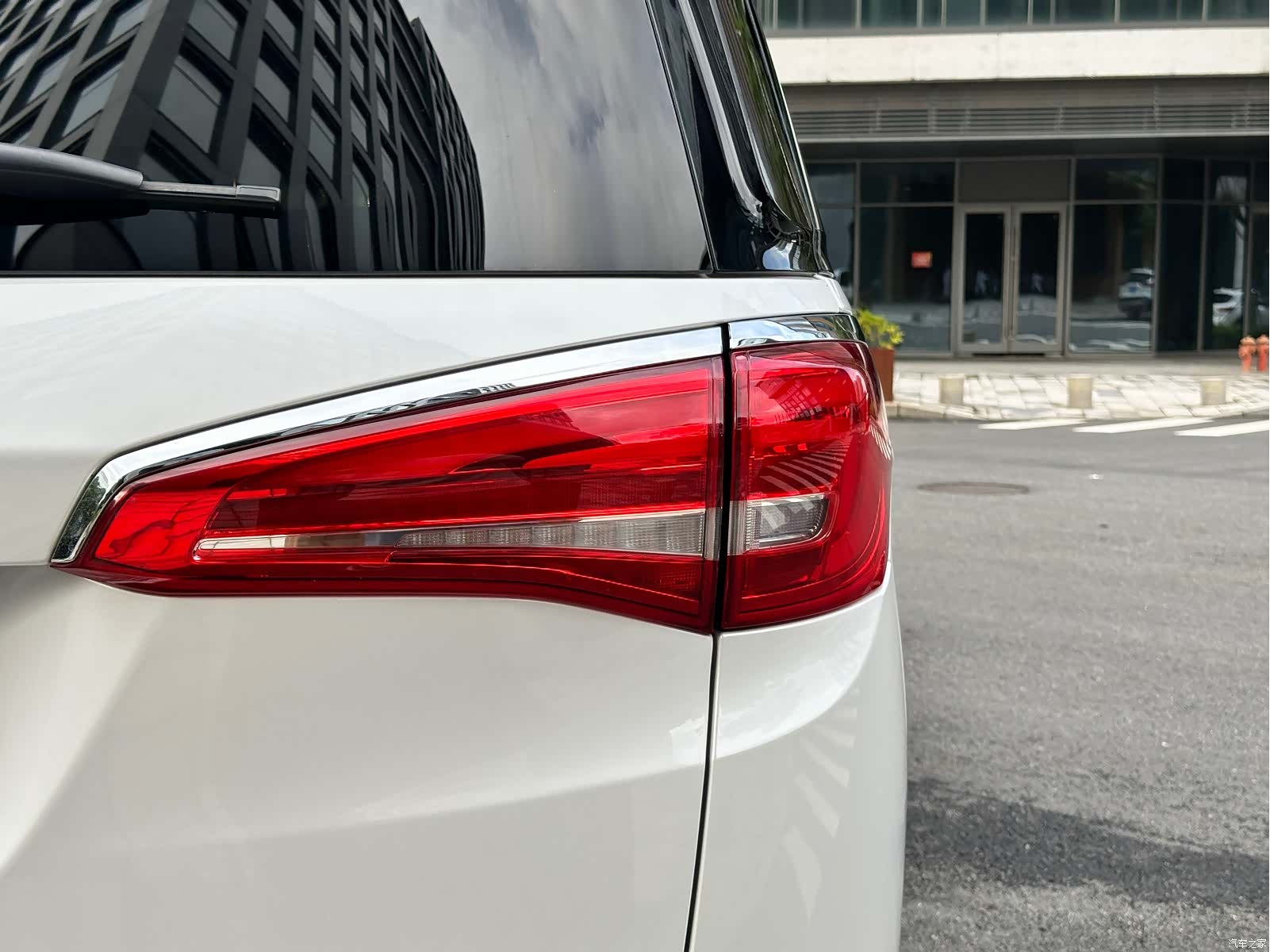 Buick GL8, 2019 26