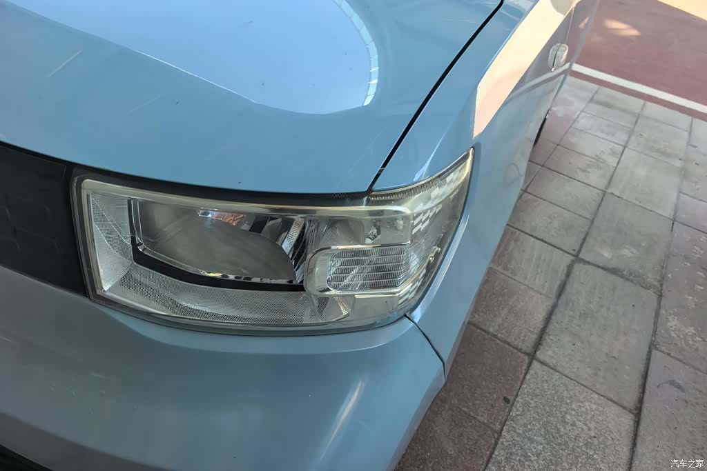 Wuling MINIEV, 2020 все фото