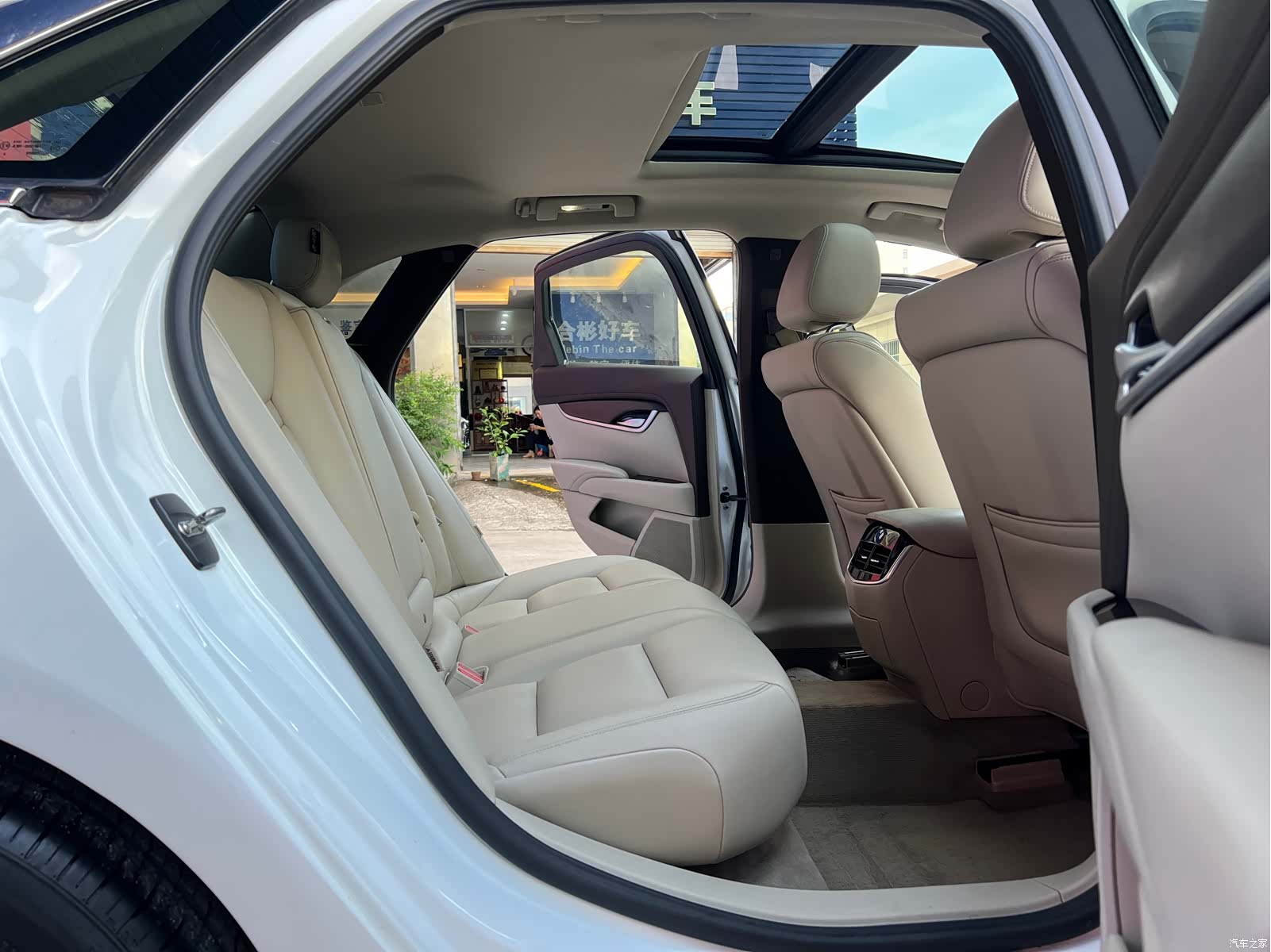 Cadillac XTS, 2016 13