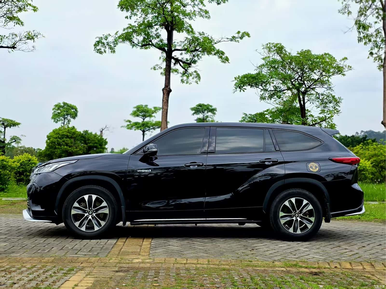 Toyota Crown, 2023 4