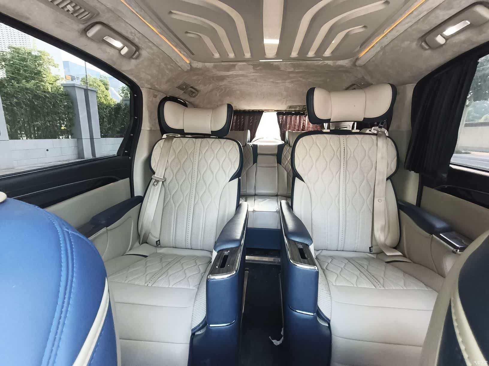Buick GL8, 2019 6