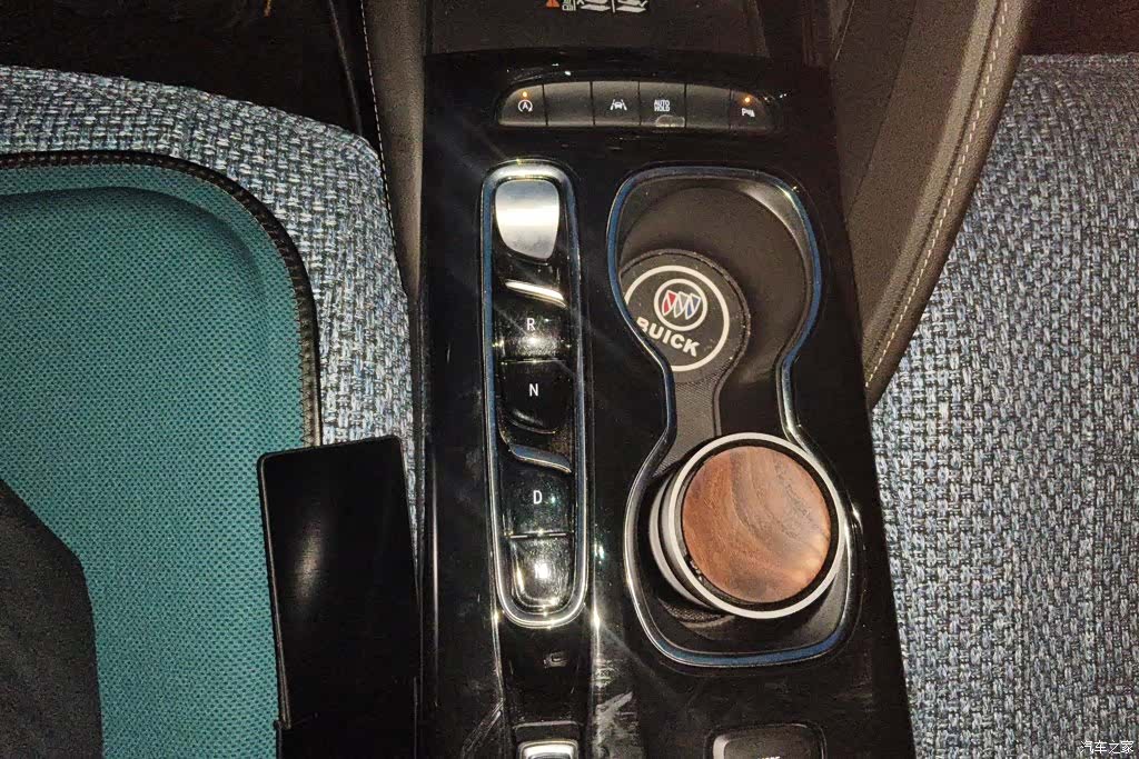 Buick Envision, 2022 15