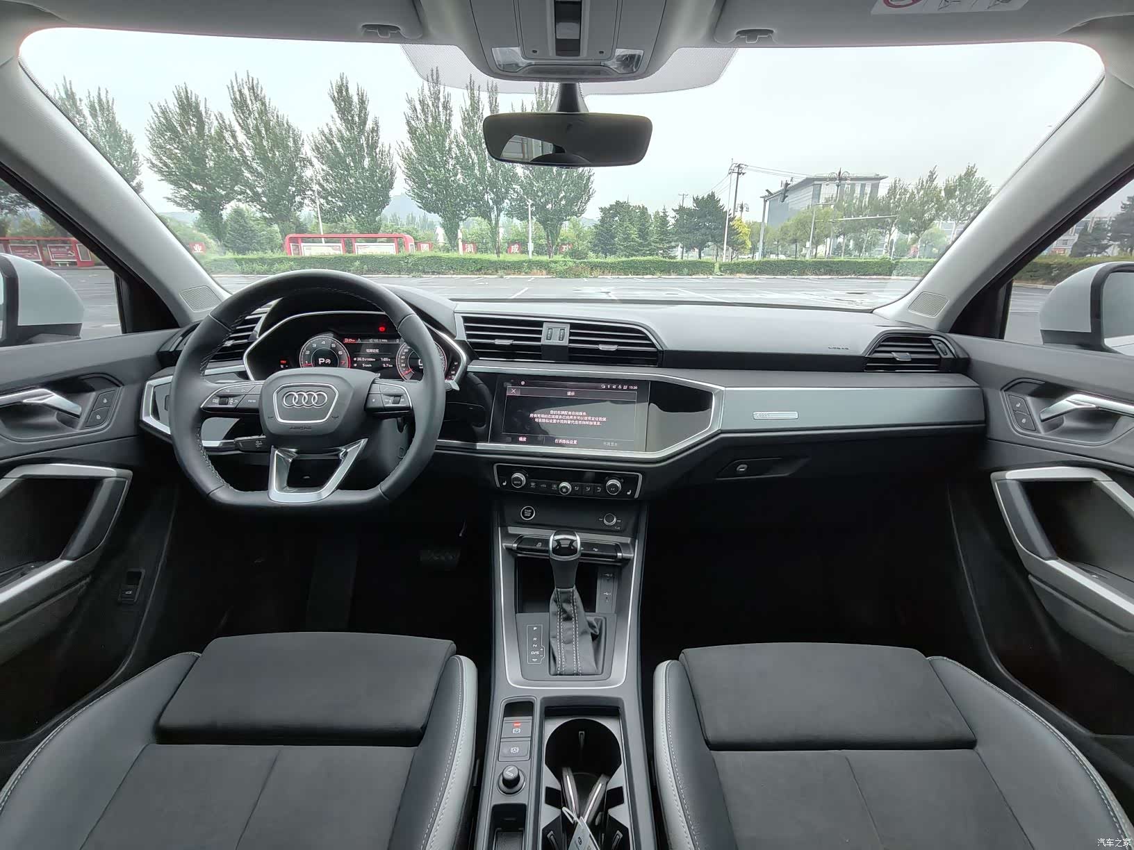 Audi Q3, 2022 9