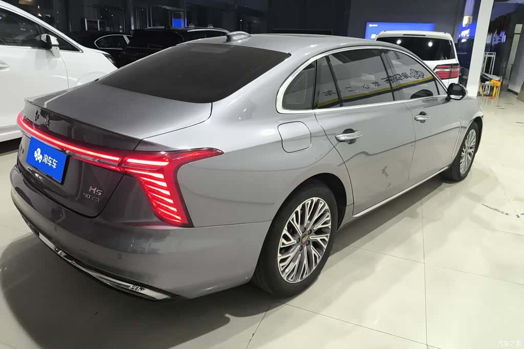 Hongqi H5, 2022 3