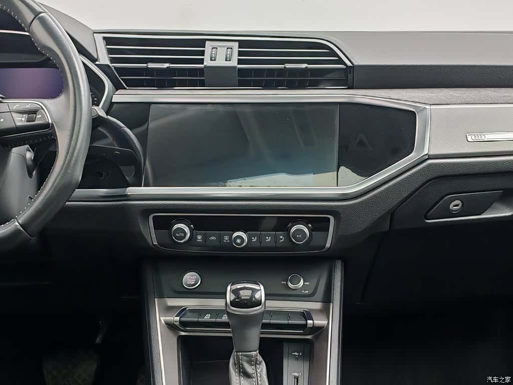 Audi Q3, 2020 12