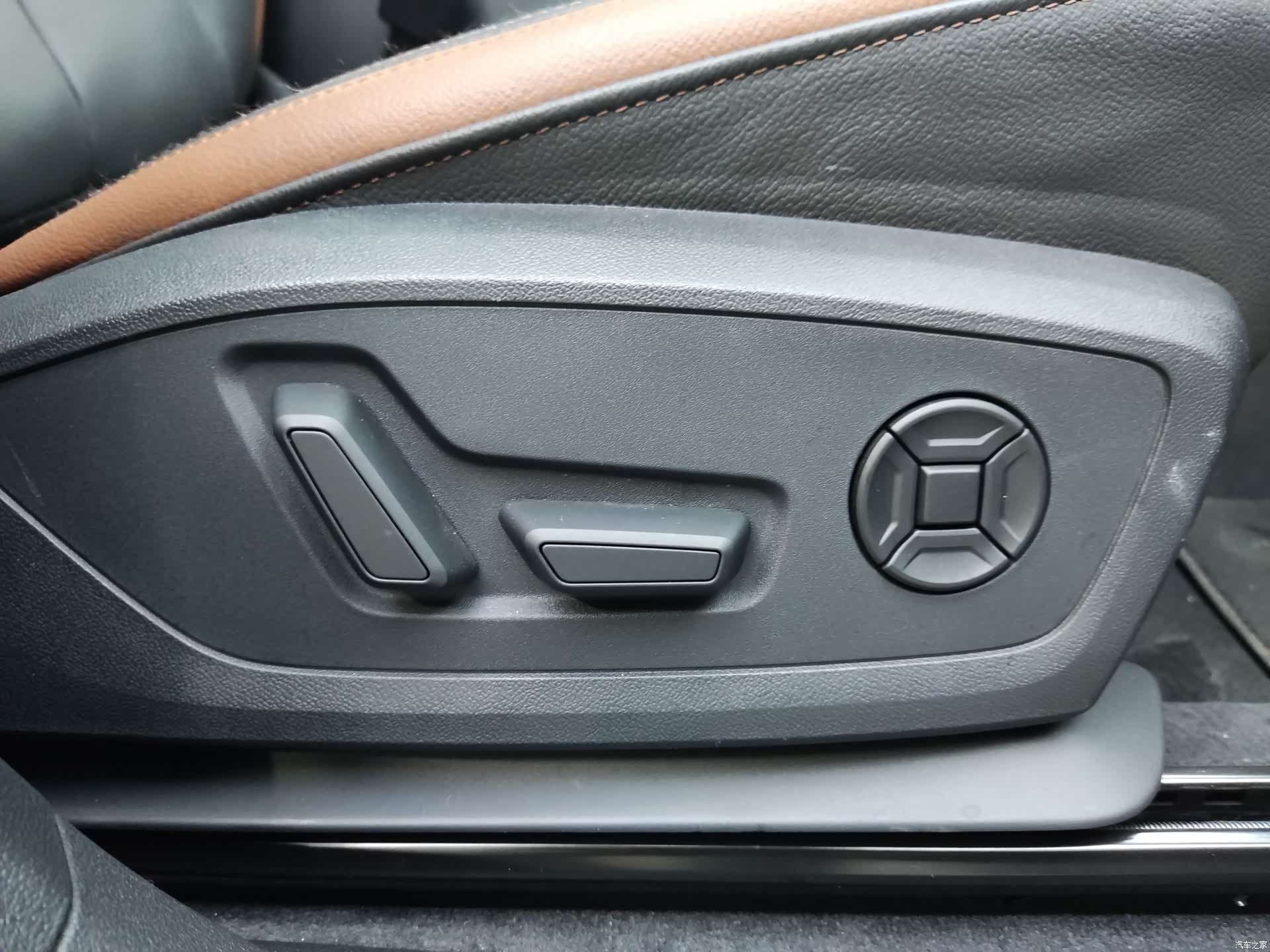 Audi Q3, 2021 9