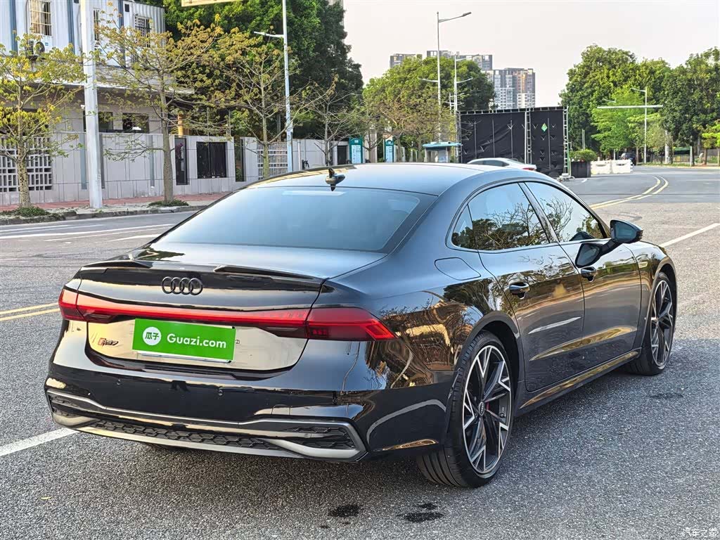 Audi A7L, 2025 24