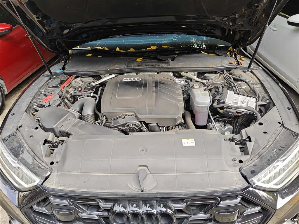Audi A7L, 2025 11