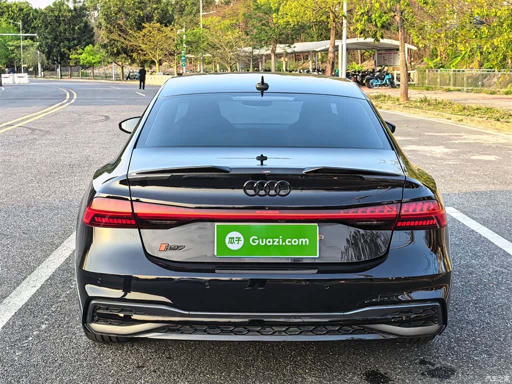 Audi A7L, 2025 23