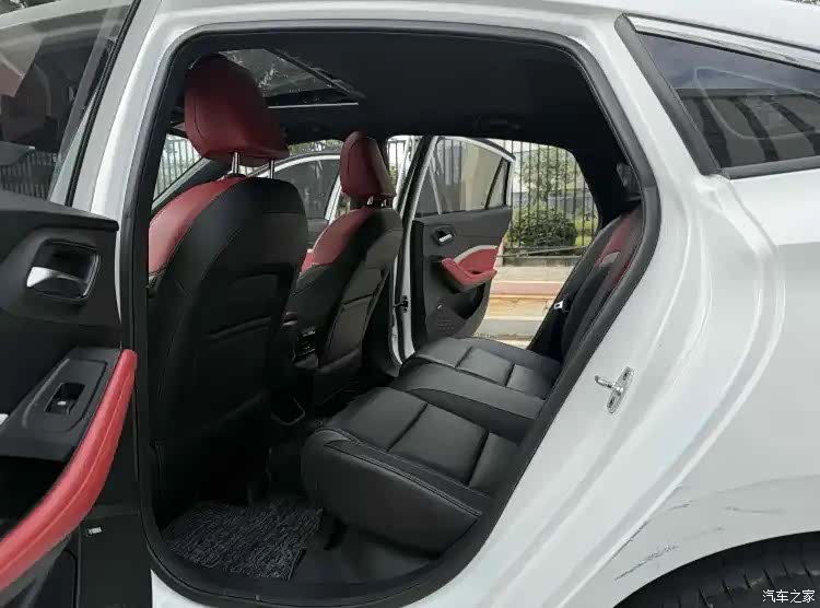 MG MG5, 2021 все фото
