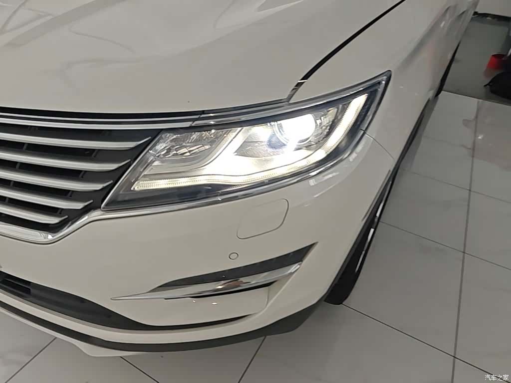Lincoln MKC, 2017 24