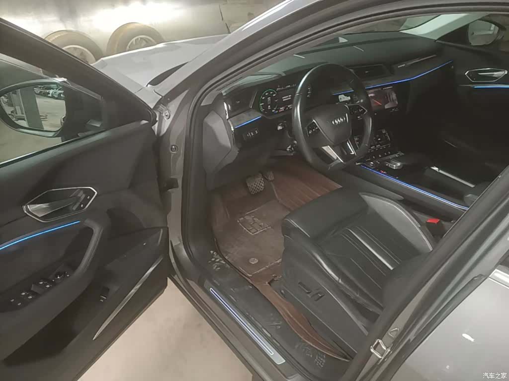 Audi e-tron, 2020 12