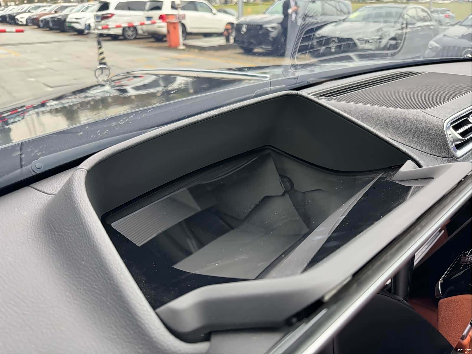 Maybach S-Class, 2023 7