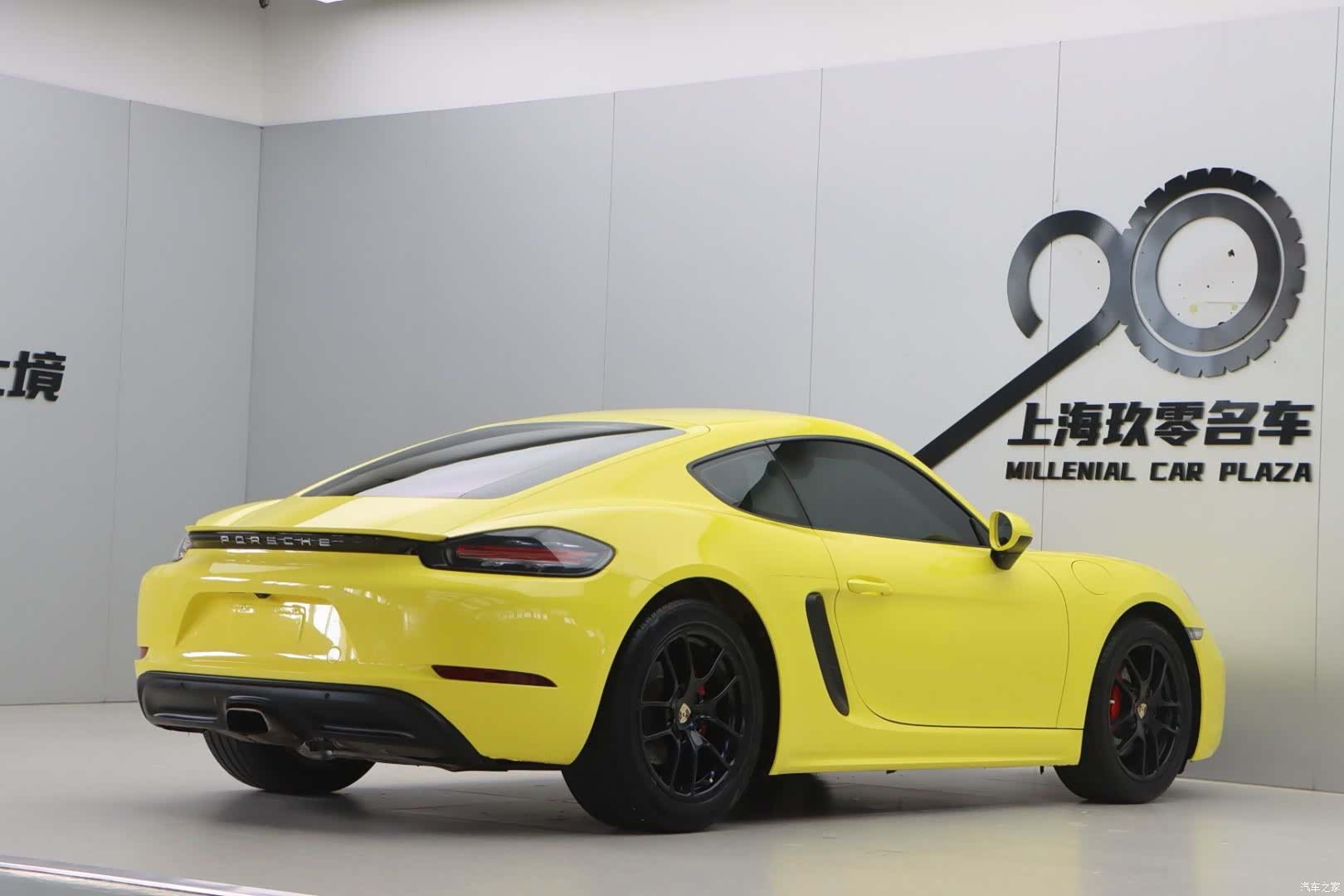 Porsche Cayman, 2017 6