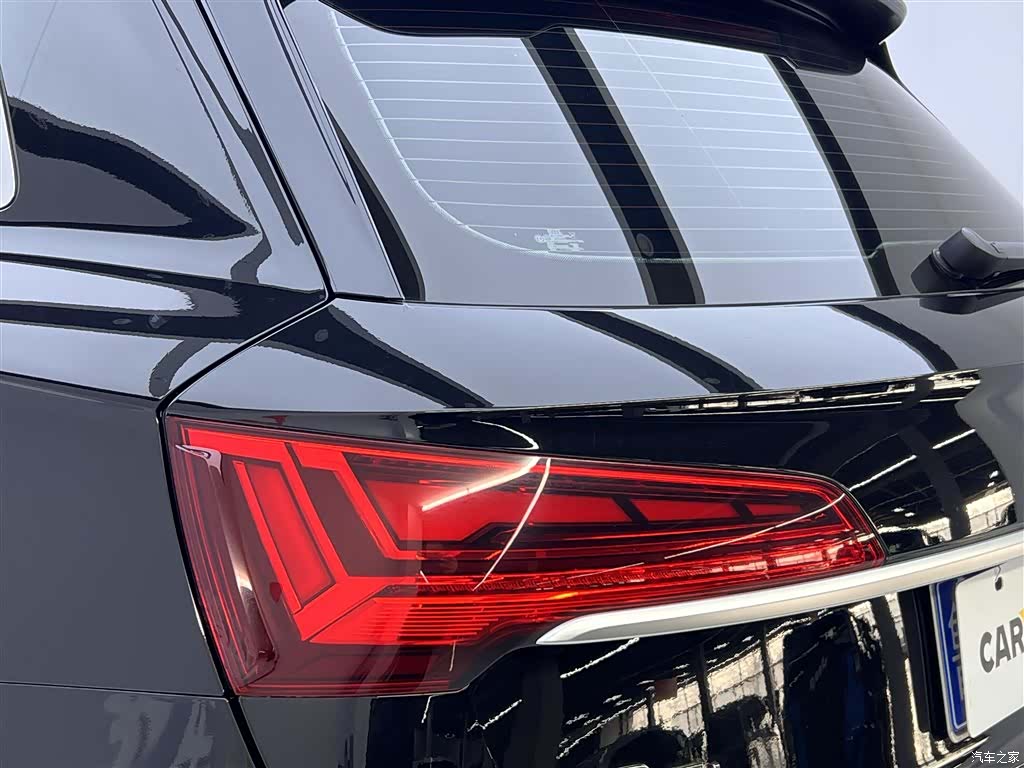 Audi Q5L, 2021 10