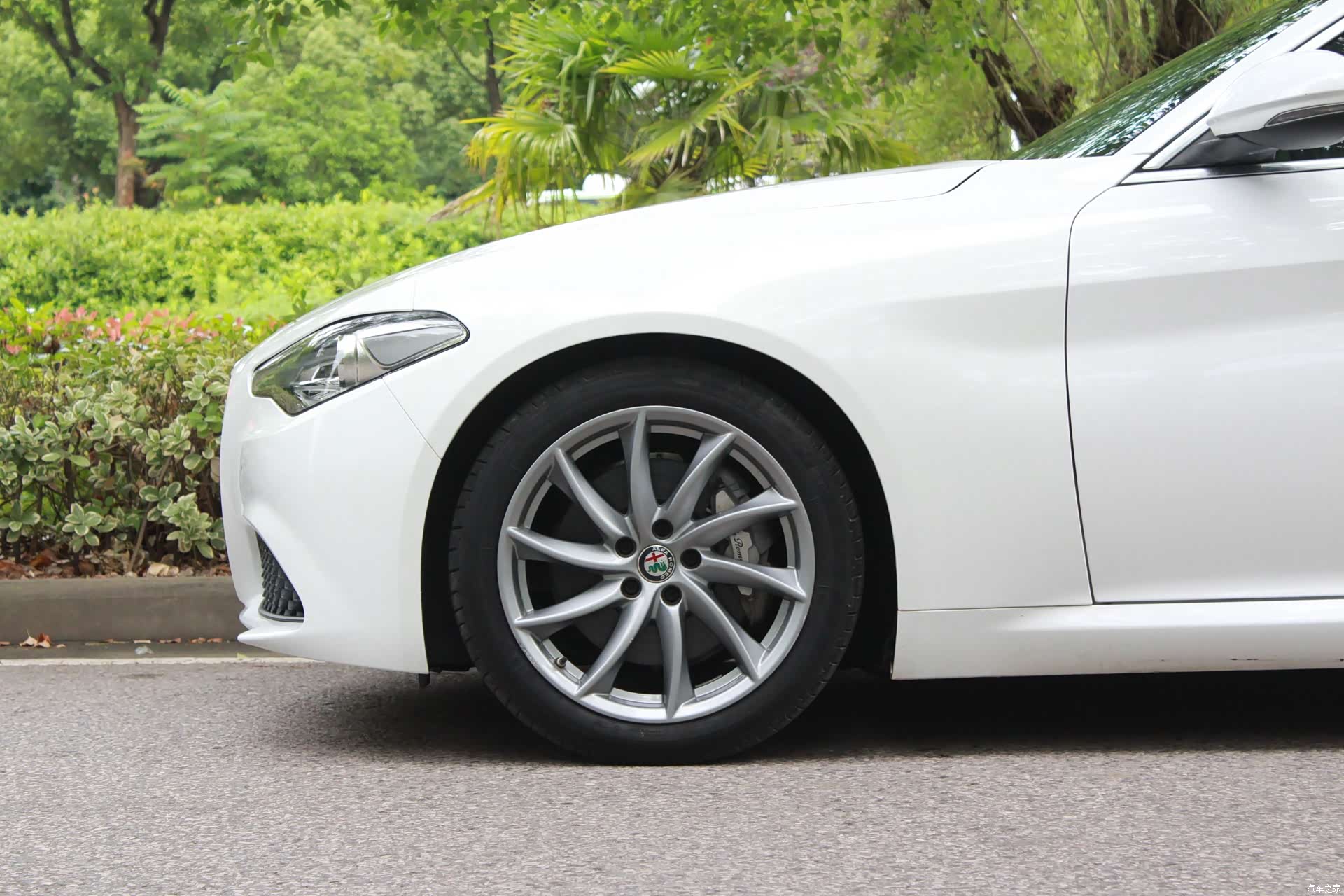 Alfa Romeo Giulia, 2017 все фото