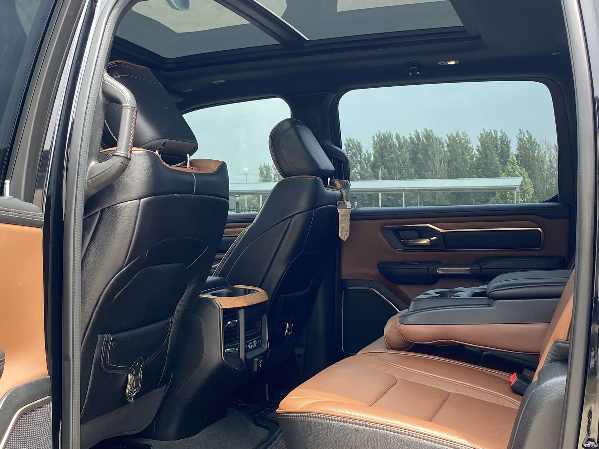 RAM Trucks, 2025 все фото
