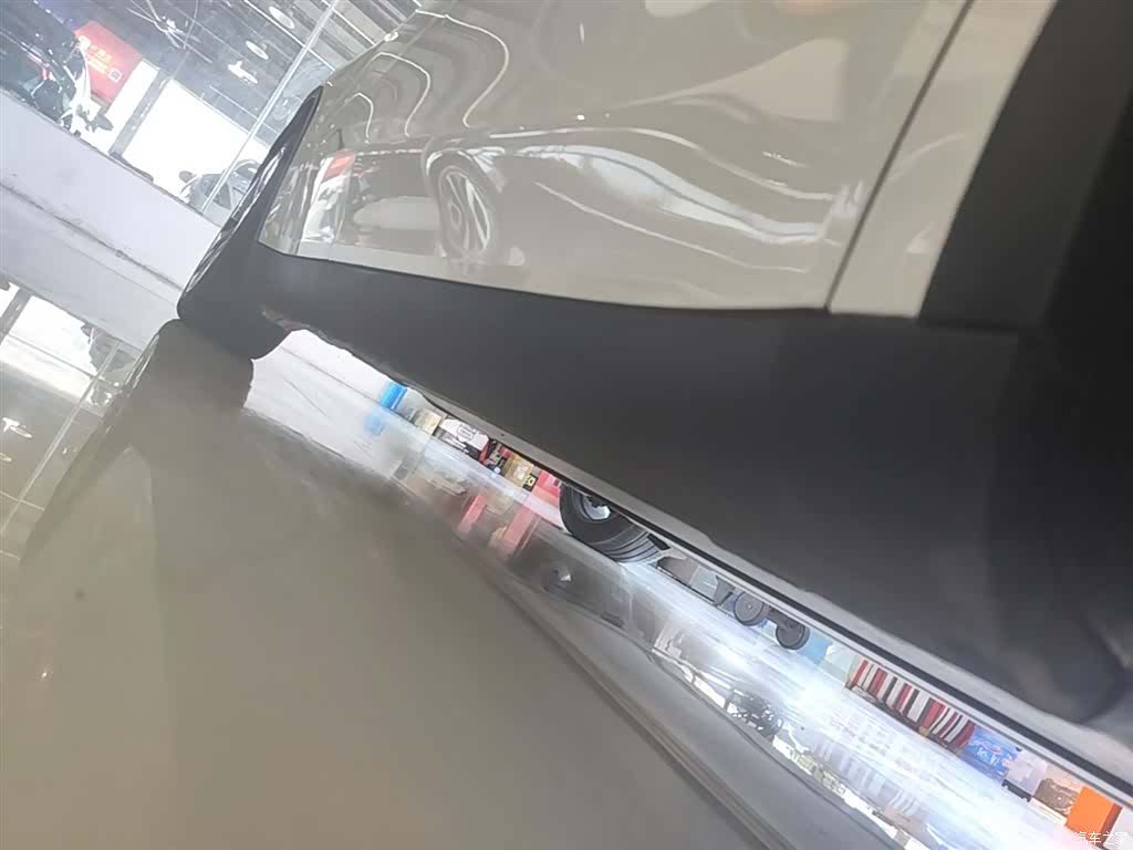 Tesla Model Y, 2022 21