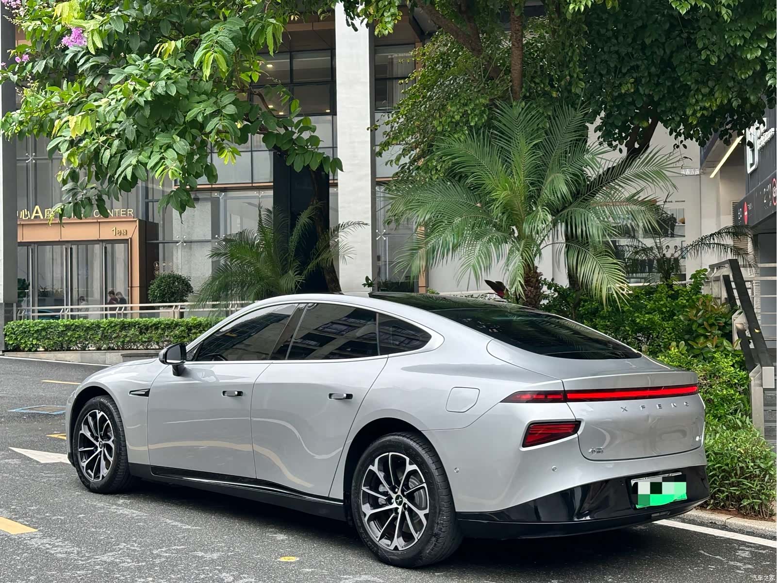 Xpeng P7, 2021 2