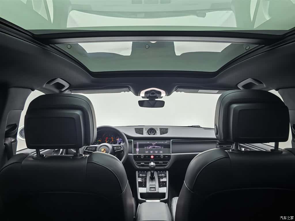 Porsche Macan, 2024 34