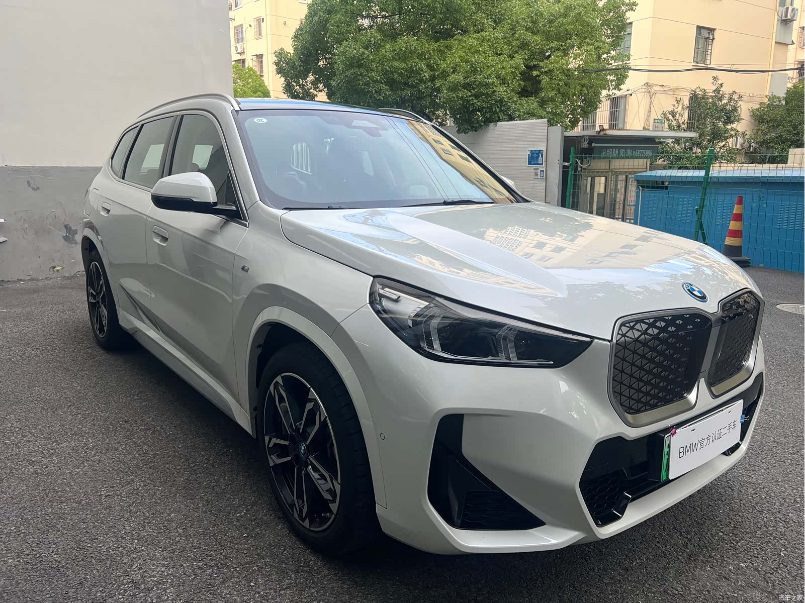 BMW iX1, 2025 3