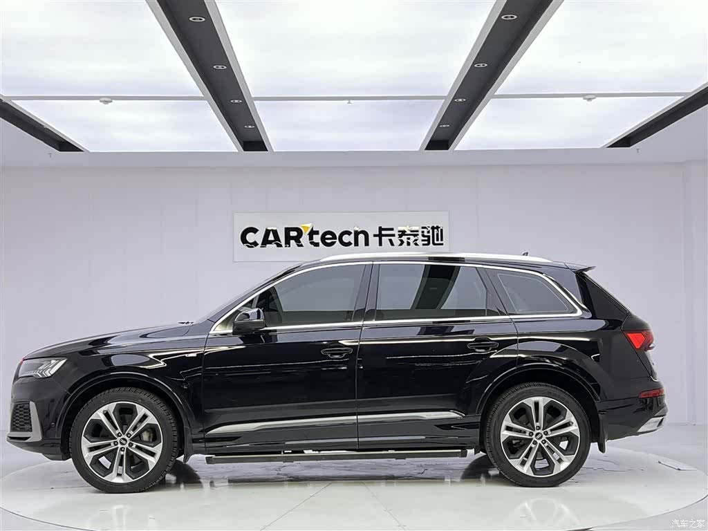 Audi Q7, 2021 8