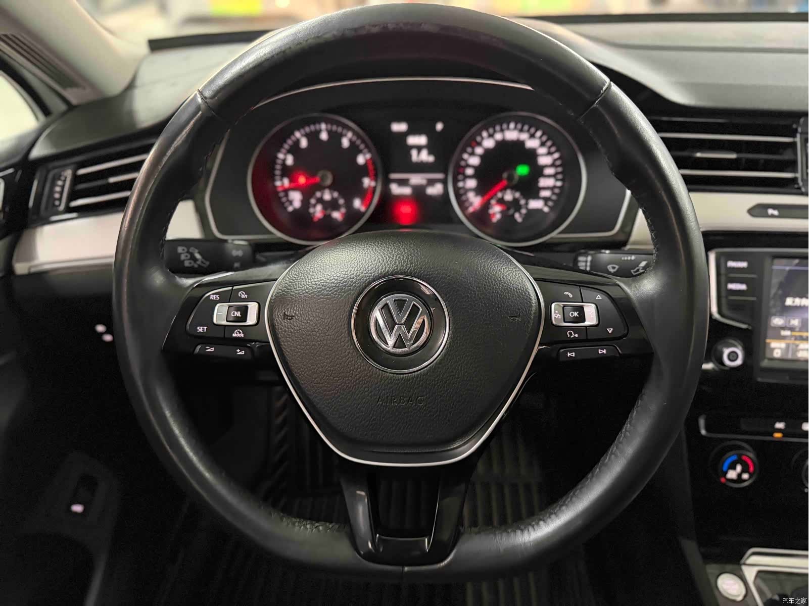 Volkswagen Magotan, 2017 11