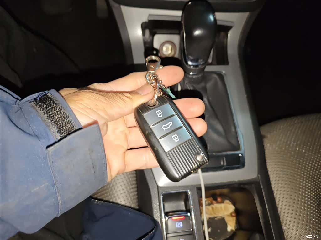 Roewe RX5, 2018 12