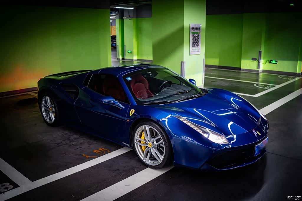 Ferrari 488, 2018 3