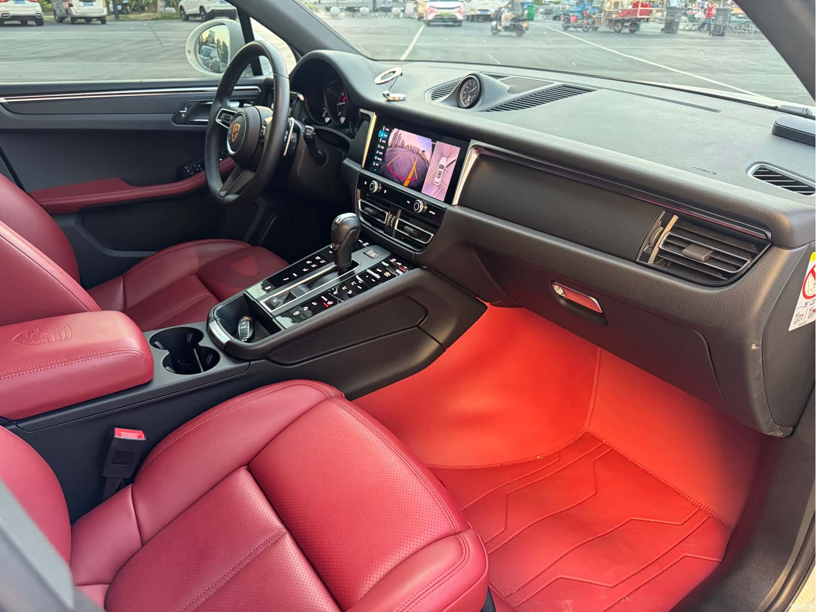 Porsche Macan, 2024 12