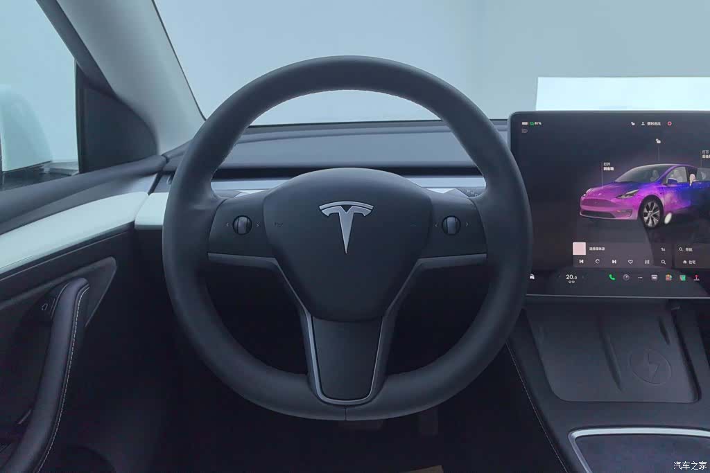 Tesla Model Y, 2023 15