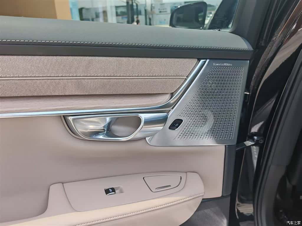 Volvo S90, 2025 все фото