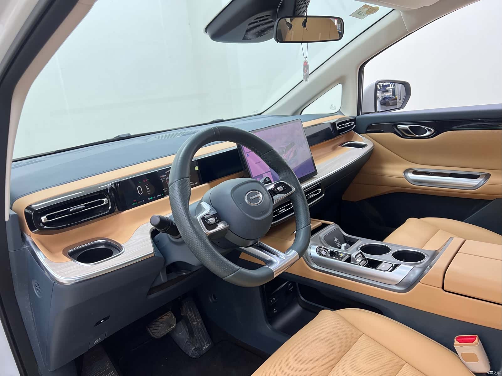 Trumpchi E8, 2024 14